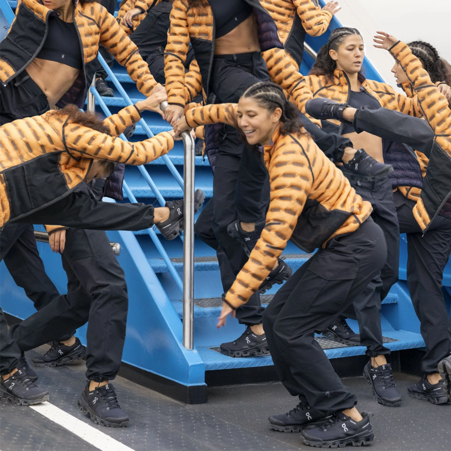 On Running Switch Womens Jacket - Image 19