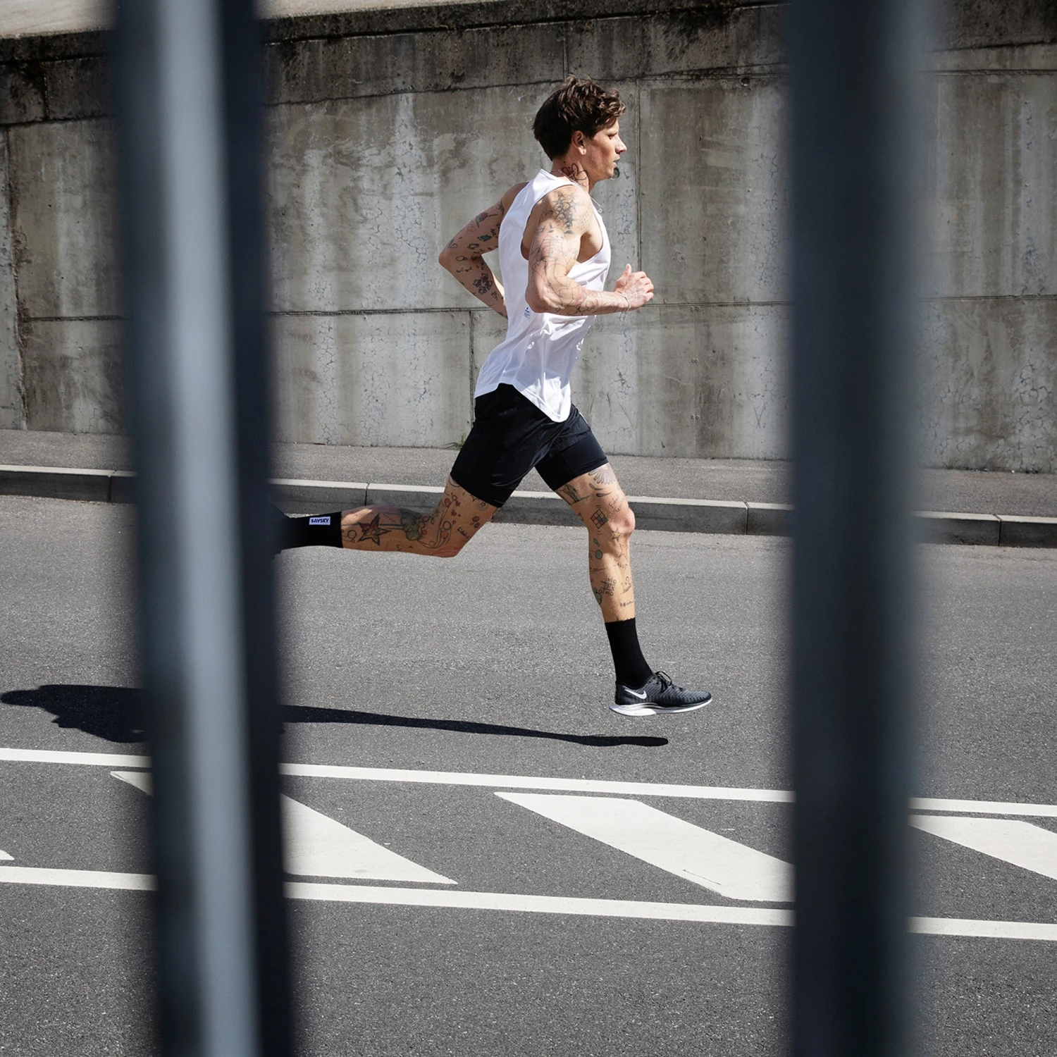 2 In 1 Running Short - Image 4