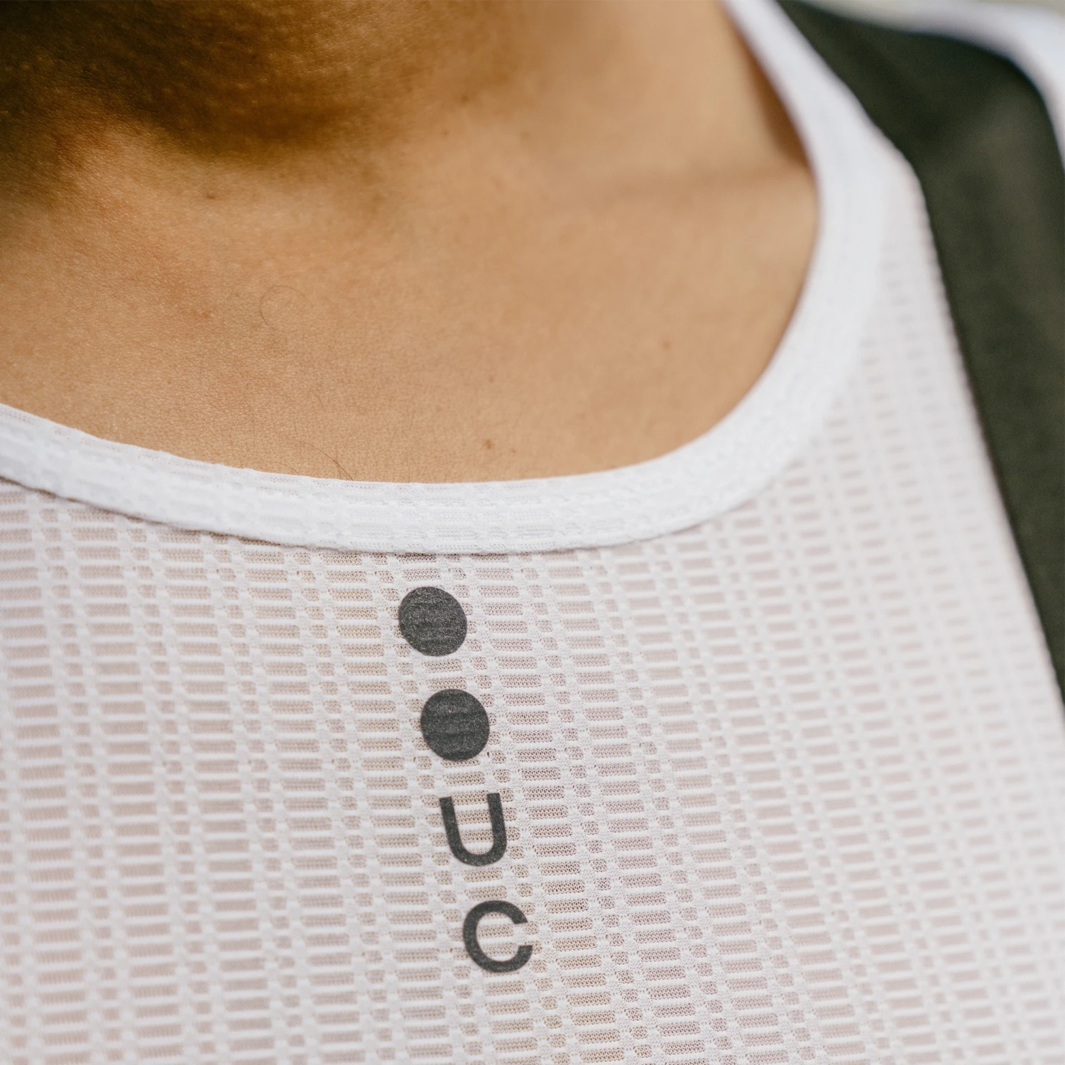 Mono Sleeveless Base Layer - Image 5